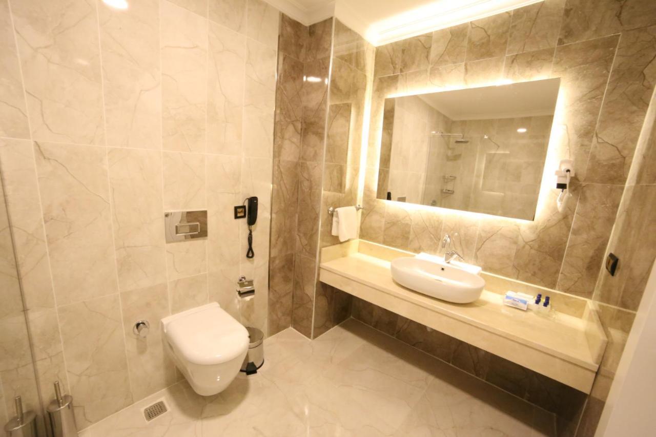 Ema Oeztuerk Thermal Hotel Afyonkarahisar Esterno foto